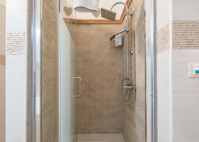 V&m Con Jacuzzi By Rentbeat Appartamento *