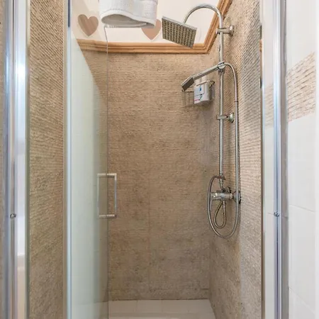 V&m Con Jacuzzi By Rentbeat Apartamento *