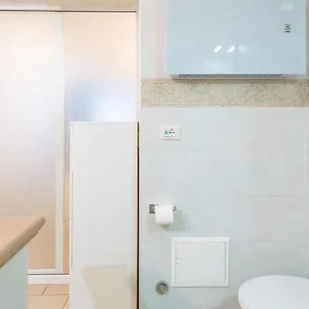 V&m Con Jacuzzi By Rentbeat *