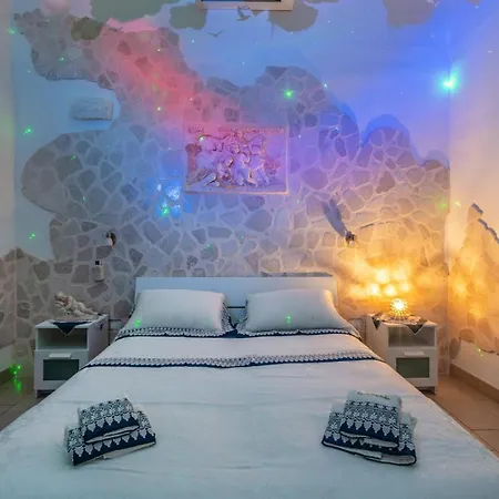 V&m Con Jacuzzi By Rentbeat Apartment