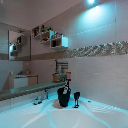 V&m Con Jacuzzi By Rentbeat Ostuni