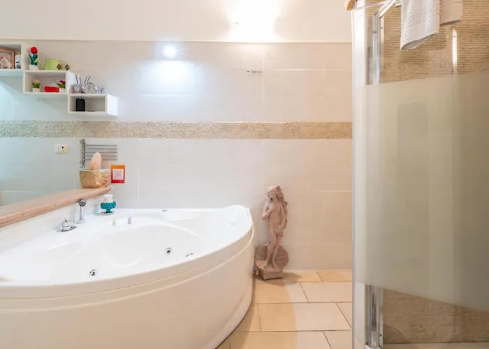 V&m Con Jacuzzi By Rentbeat * 오스투니